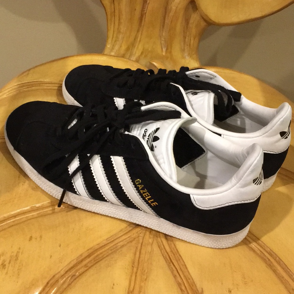 ADIDAS Gazelle, size 7 1/2